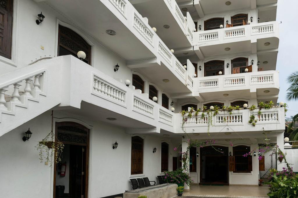 Apartament Dew Grand Regency Bataduwa Zewnętrze zdjęcie